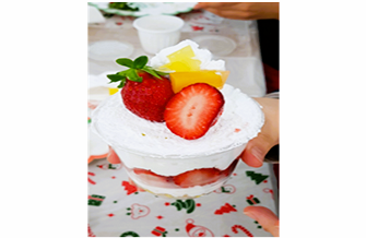 딸기 컵케이크 2p
